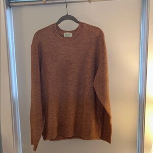 American Eagle Men's Pink Crewneck Sweater